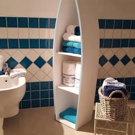 Blue House - Key To Holiday home *